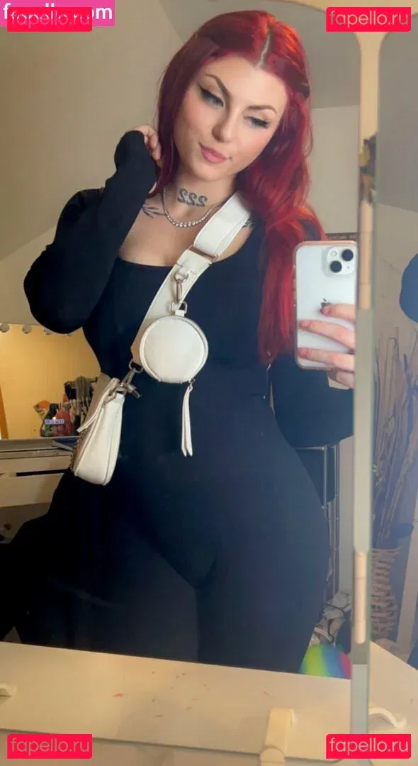 Honeyybabyydk Onlyfans Photo Gallery 