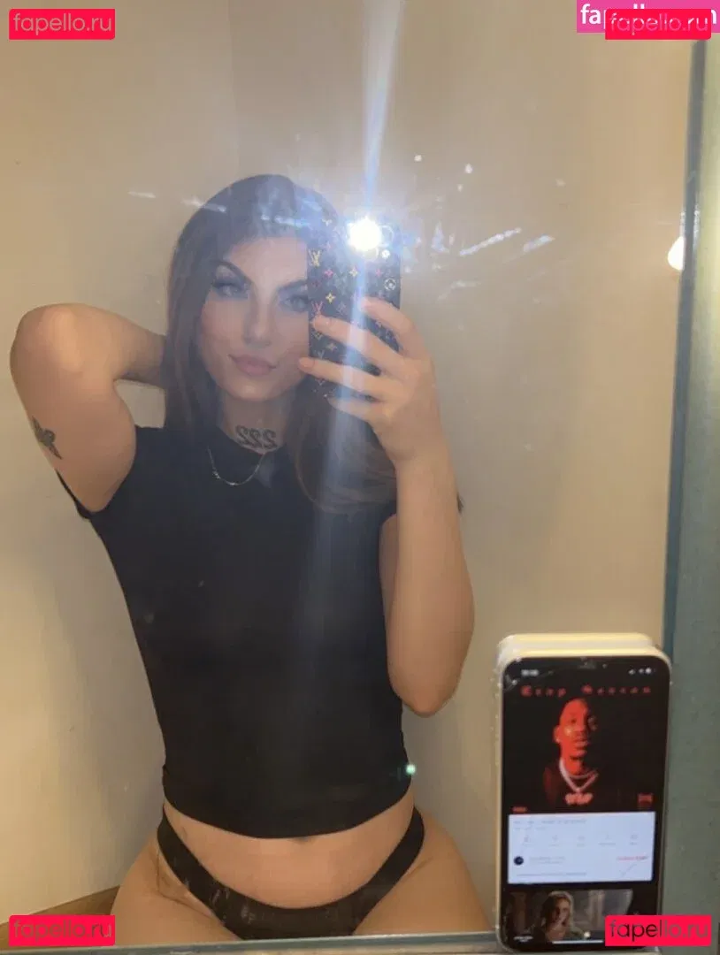 Honeyybabyydk Onlyfans Photo Gallery 