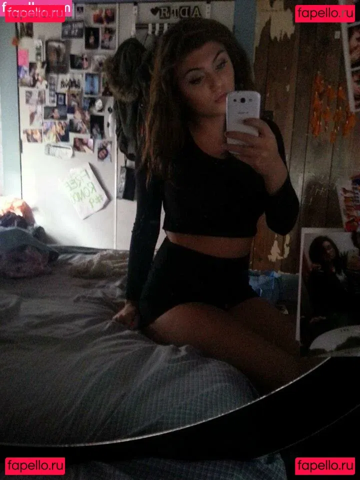 Honeyybabyydk Onlyfans Photo Gallery 