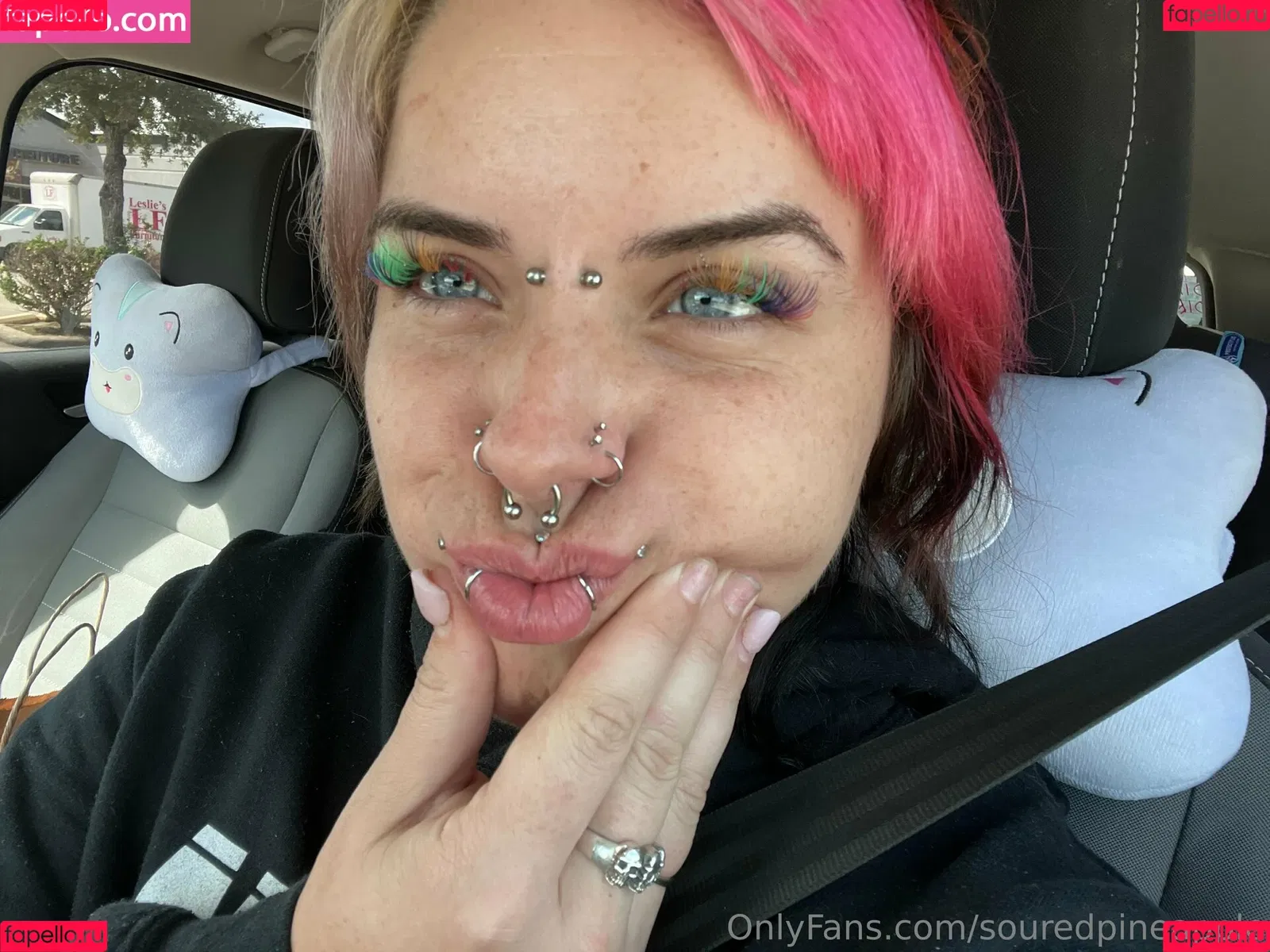 Souredpineapple Onlyfans Photo Gallery 