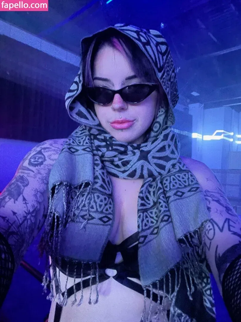 Souredpineapple Onlyfans Photo Gallery 