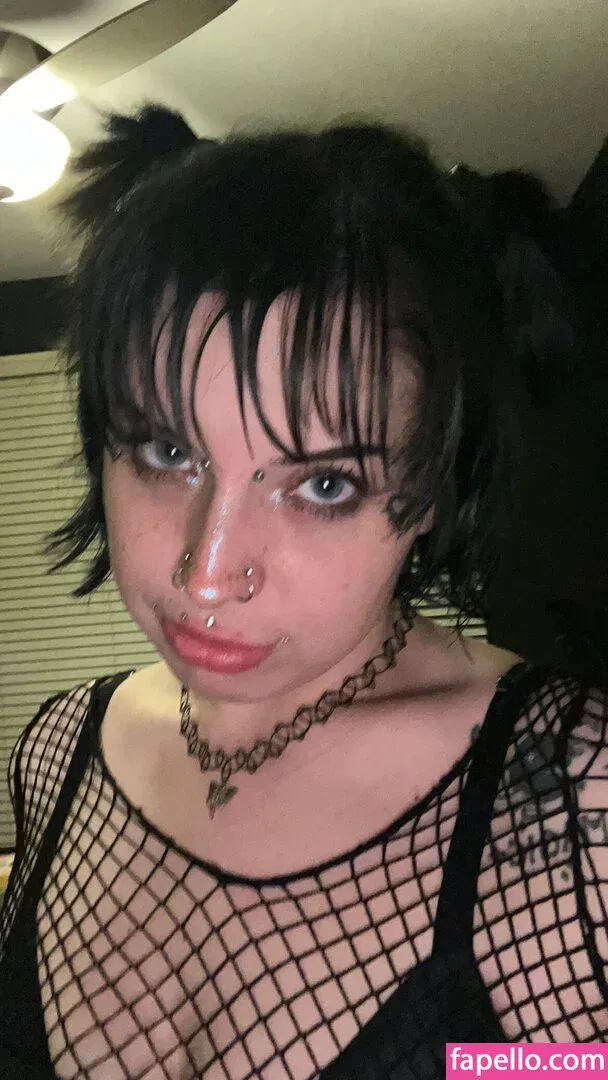 Souredpineapple Onlyfans Photo Gallery 