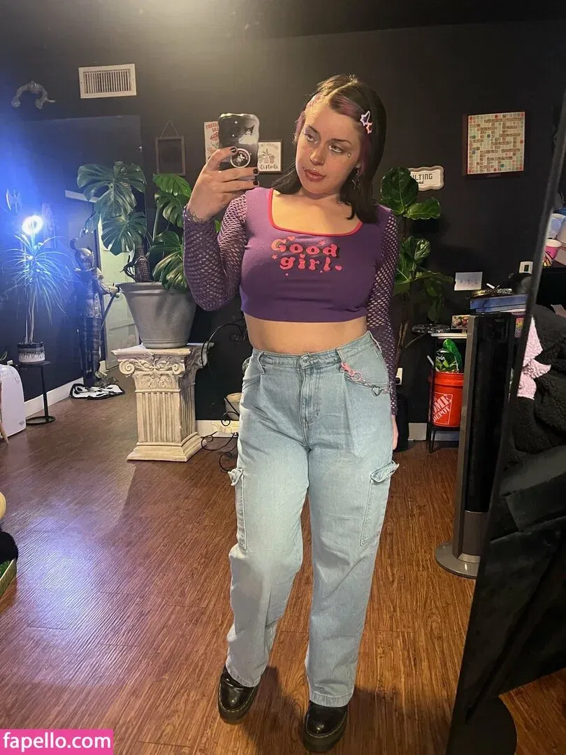 Souredpineapple Onlyfans Photo Gallery 