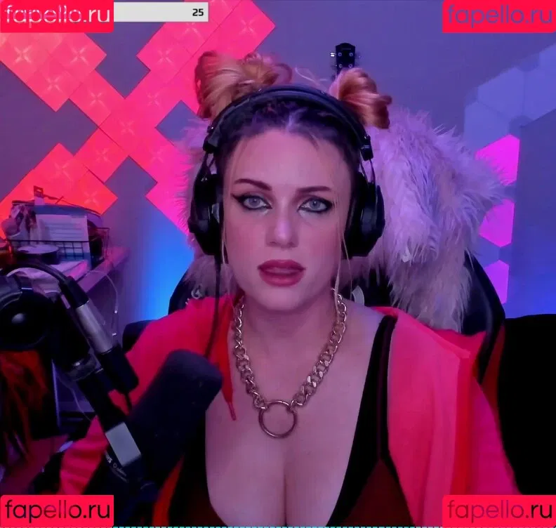 scxrlet64 Onlyfans Photo Gallery 