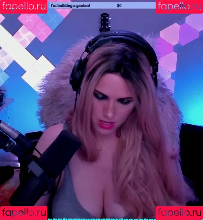 scxrlet64 Onlyfans Photo Gallery 