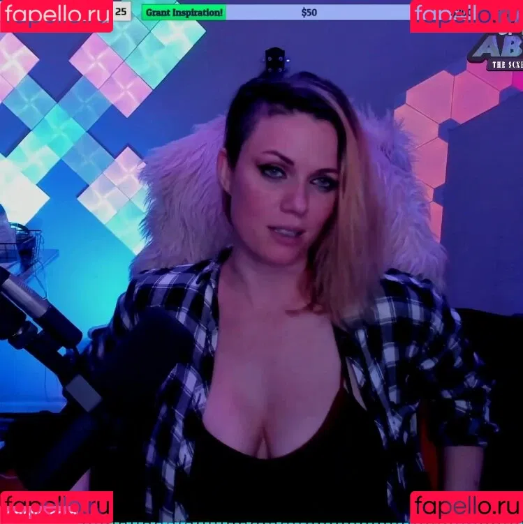 scxrlet64 Onlyfans Photo Gallery 