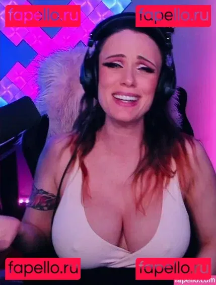 scxrlet64 Onlyfans Photo Gallery 