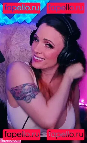 scxrlet64 Onlyfans Photo Gallery 