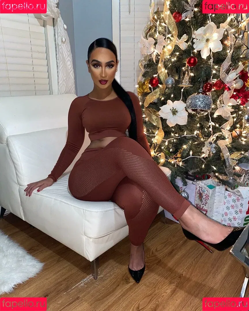 Omaima Benamre Onlyfans Photo Gallery 