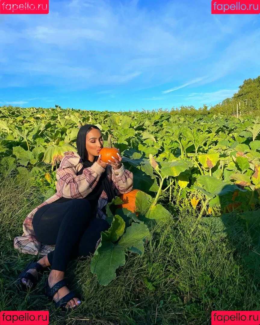 Omaima Benamre Onlyfans Photo Gallery 