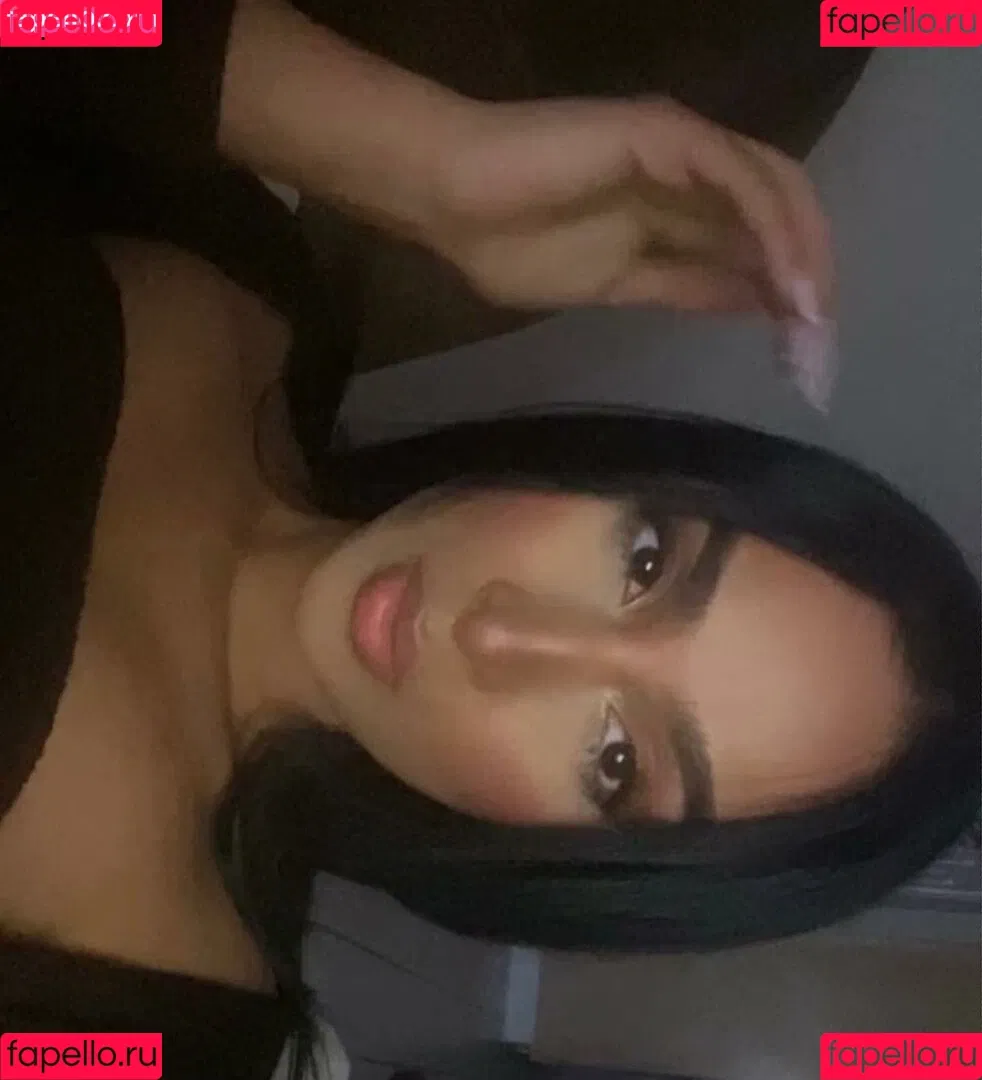 Omaima Benamre Onlyfans Photo Gallery 