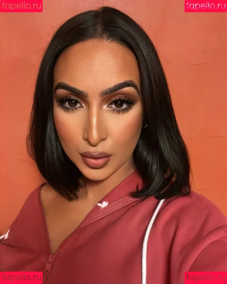 Omaima Benamre Onlyfans Photo Gallery 