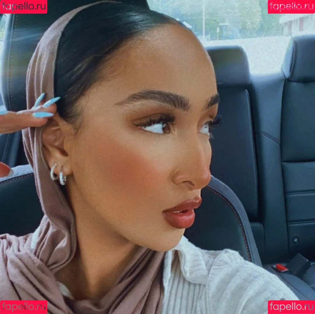 Omaima Benamre Onlyfans Photo Gallery 