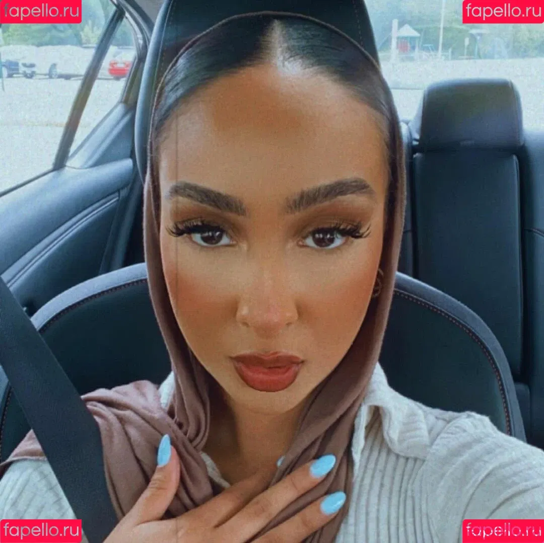 Omaima Benamre Onlyfans Photo Gallery 