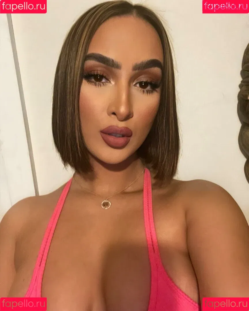 Omaima Benamre Onlyfans Photo Gallery 