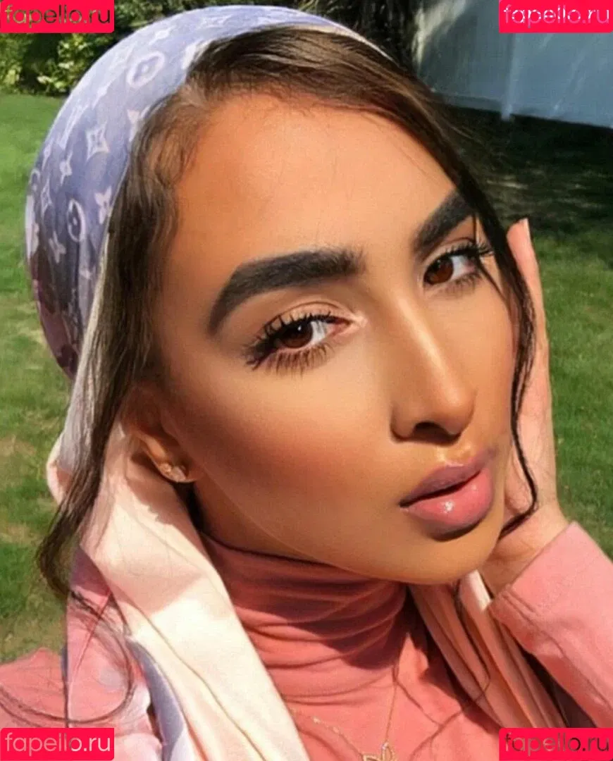 Omaima Benamre Onlyfans Photo Gallery 