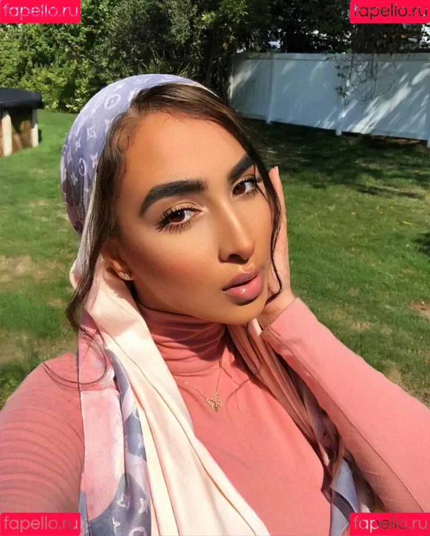 Omaima Benamre Onlyfans Photo Gallery 