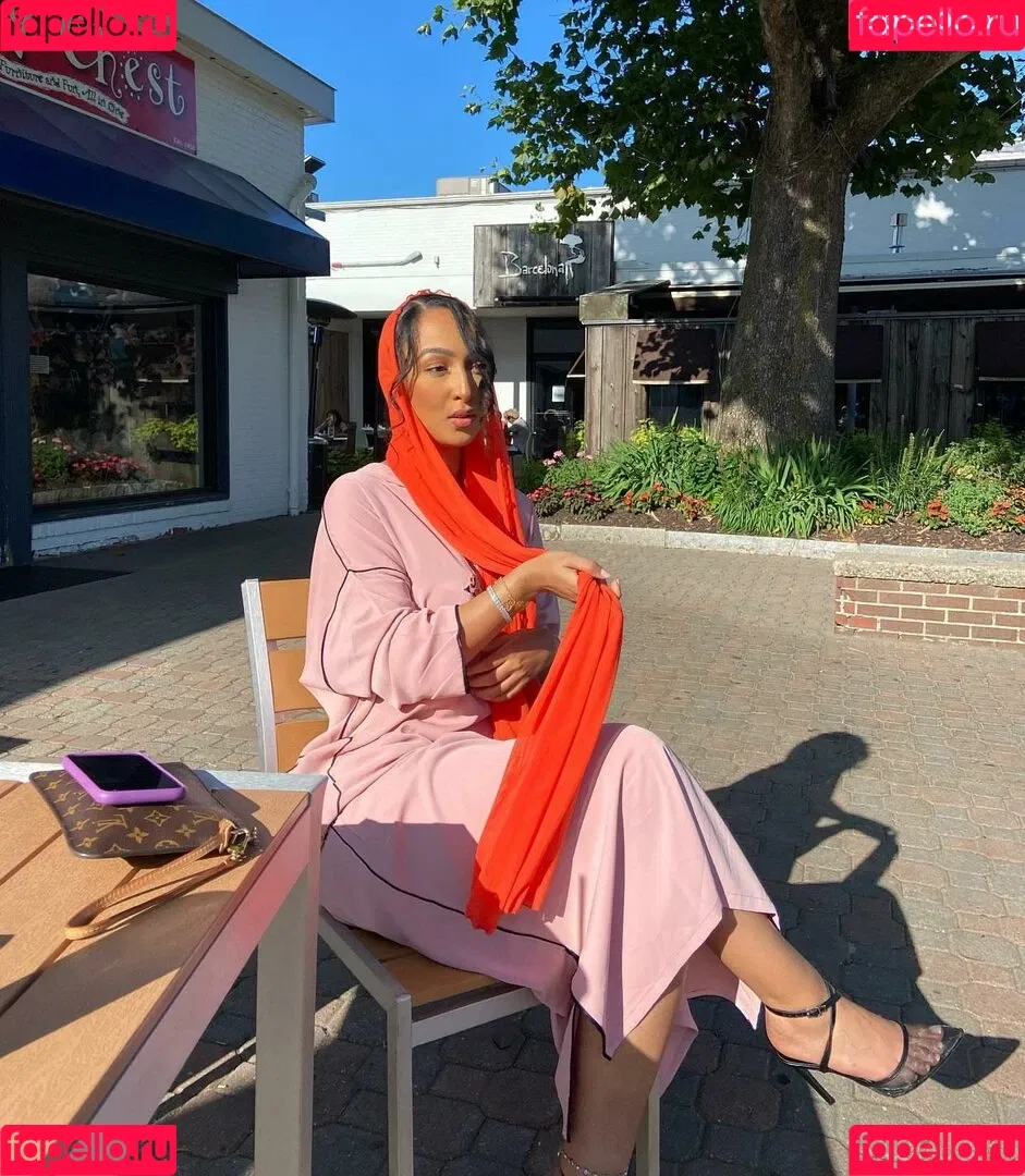 Omaima Benamre Onlyfans Photo Gallery 