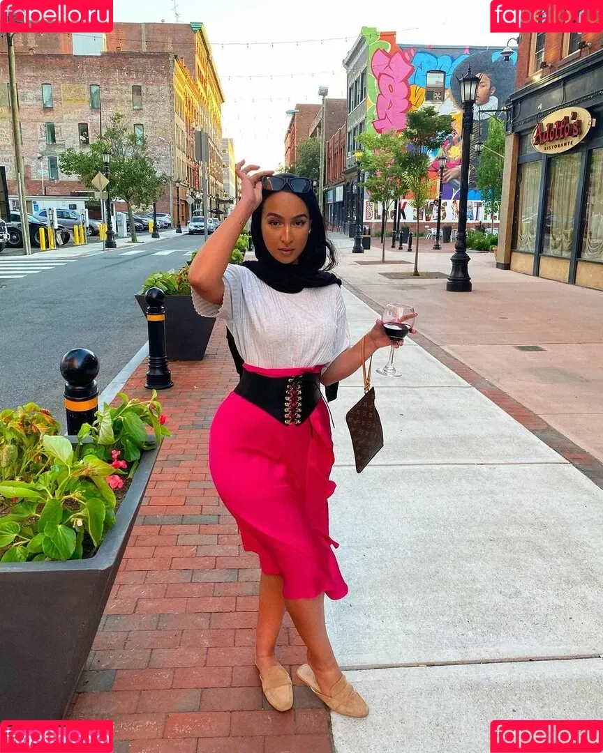Omaima Benamre Onlyfans Photo Gallery 