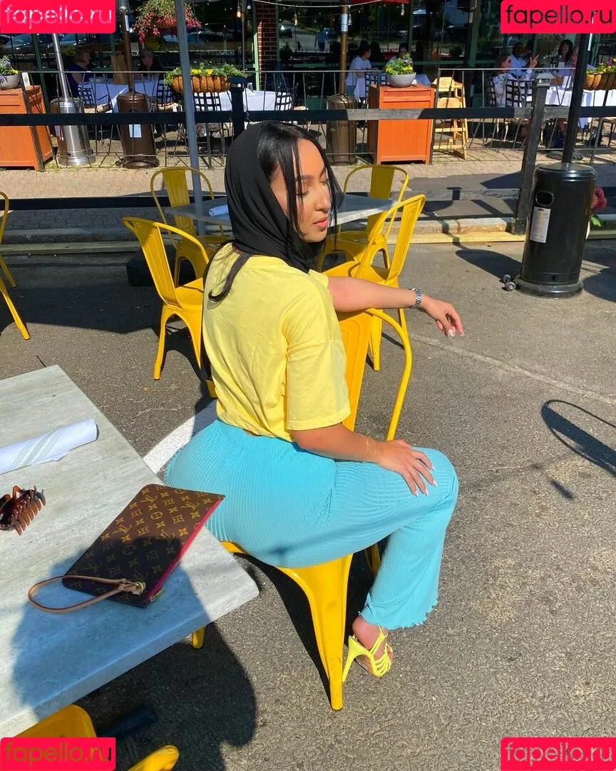 Omaima Benamre Onlyfans Photo Gallery 