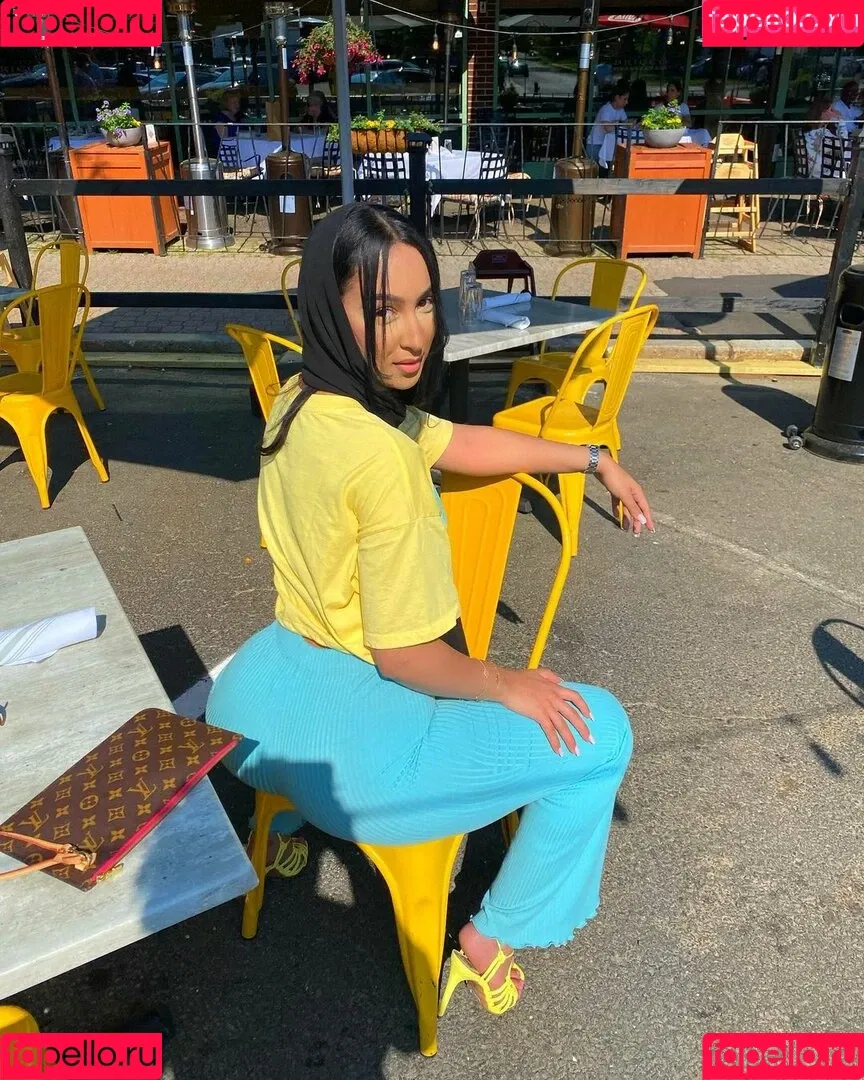 Omaima Benamre Onlyfans Photo Gallery 