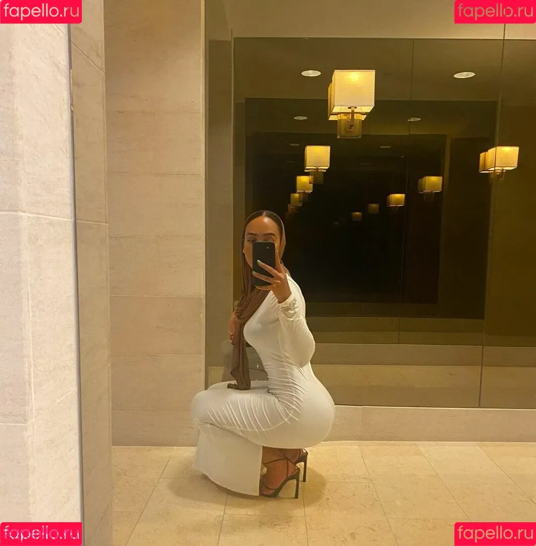 Omaima Benamre Onlyfans Photo Gallery 