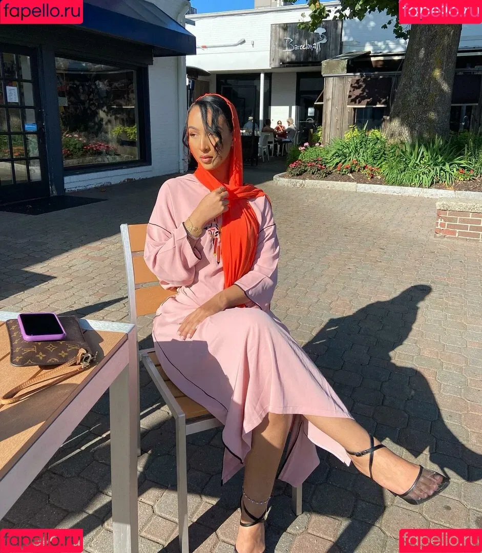 Omaima Benamre Onlyfans Photo Gallery 