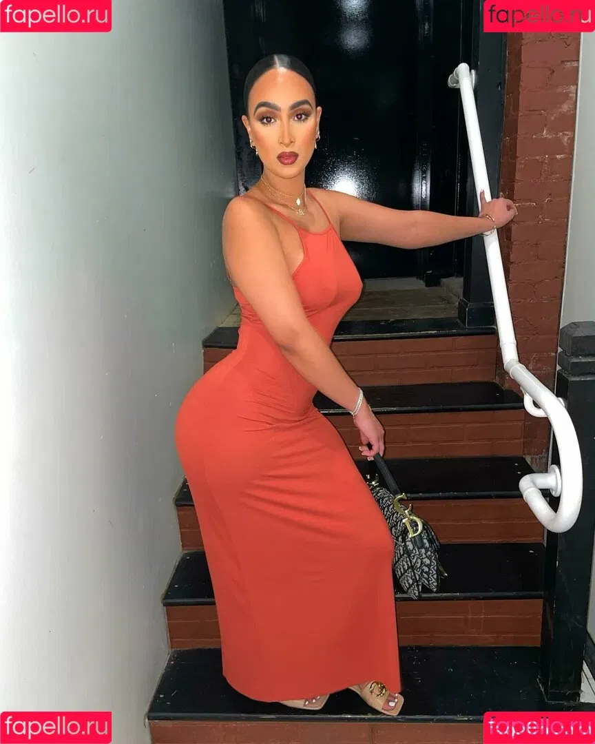 Omaima Benamre Onlyfans Photo Gallery 
