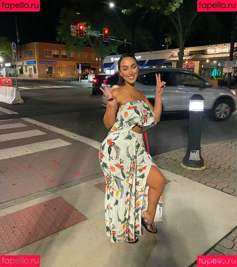 Omaima Benamre Onlyfans Photo Gallery 