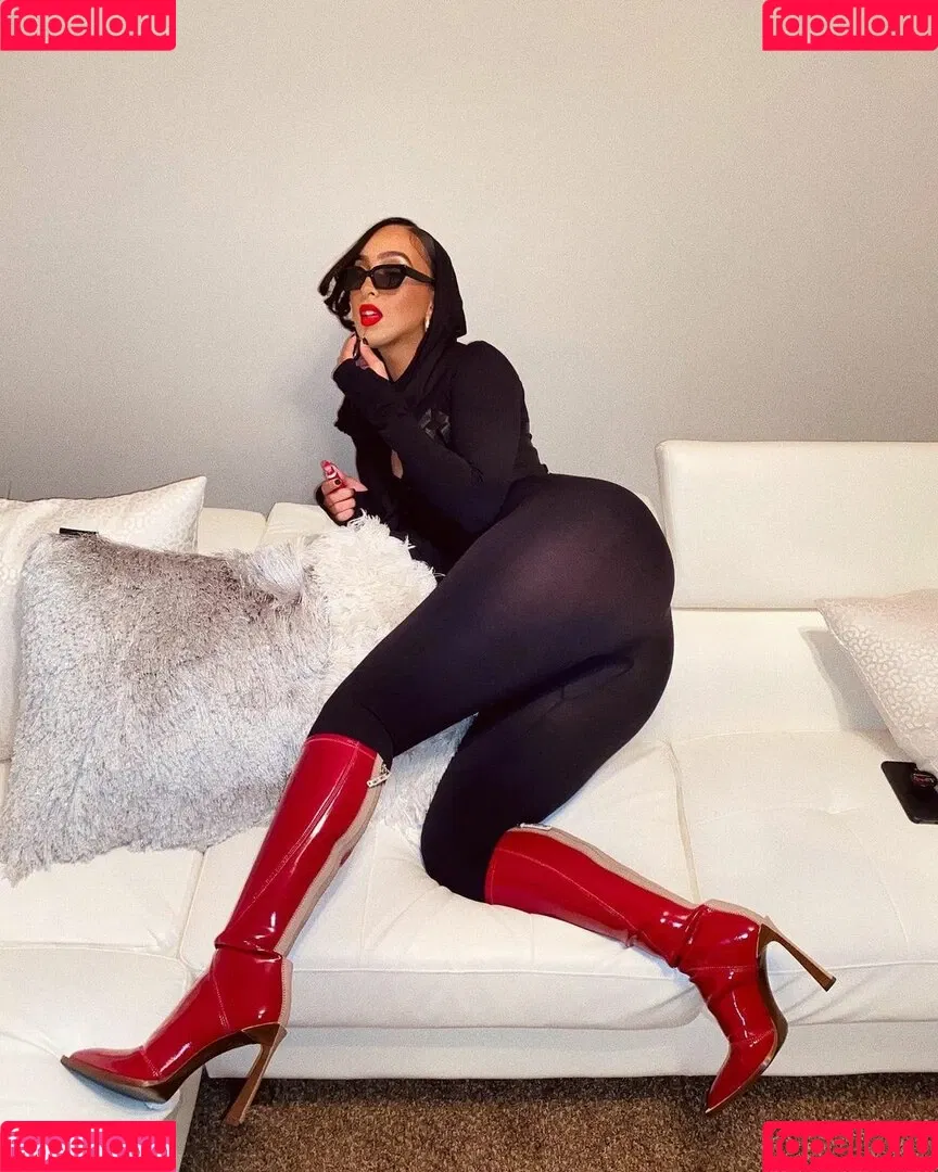 Omaima Benamre Onlyfans Photo Gallery 