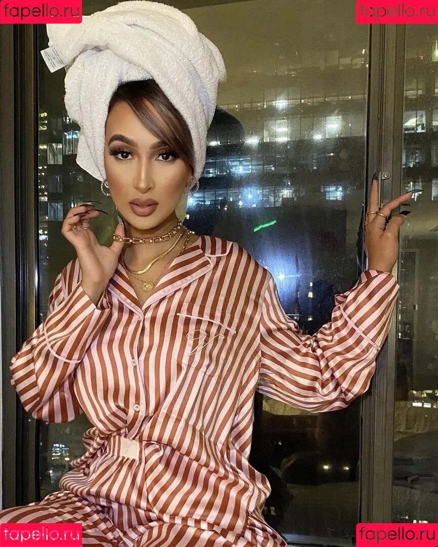 Omaima Benamre Onlyfans Photo Gallery 