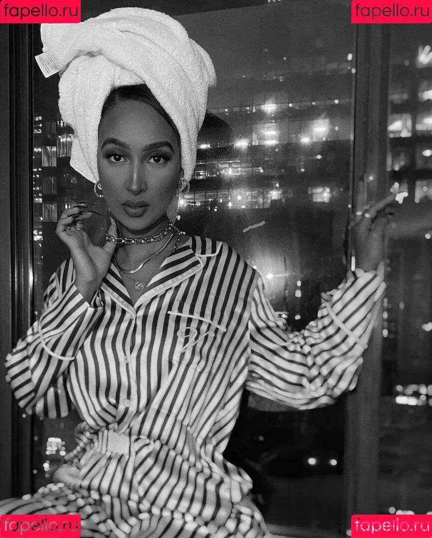 Omaima Benamre Onlyfans Photo Gallery 