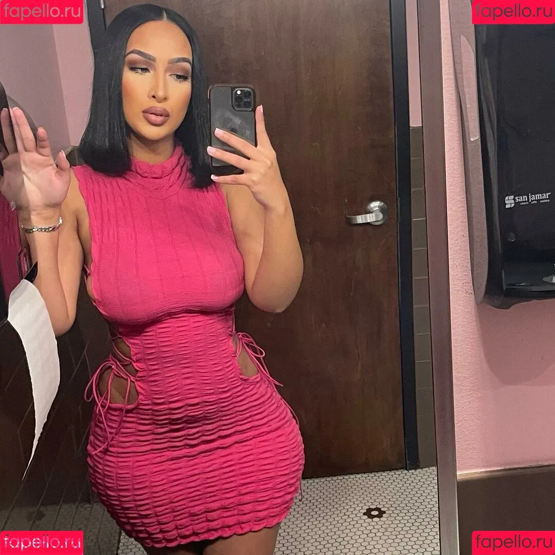 Omaima Benamre Onlyfans Photo Gallery 