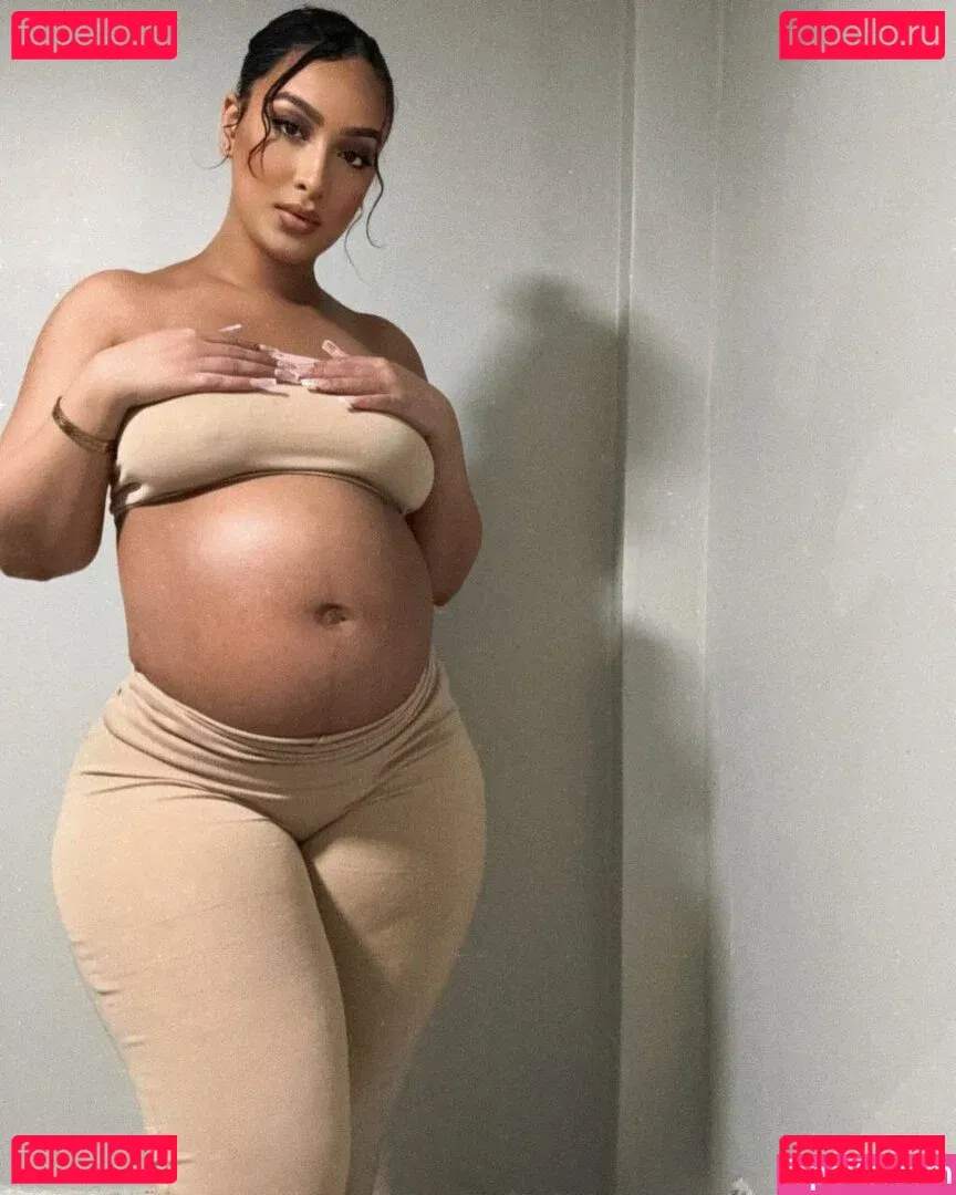 Omaima Benamre Onlyfans Photo Gallery 