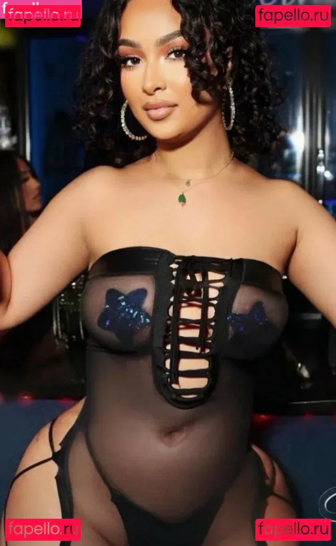 Omaima Benamre Onlyfans Photo Gallery 