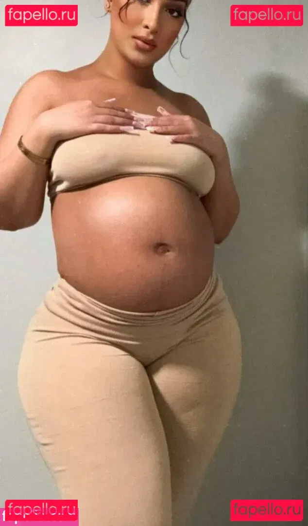 Omaima Benamre Onlyfans Photo Gallery 