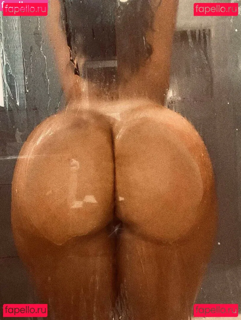 Omaima Benamre Onlyfans Photo Gallery 