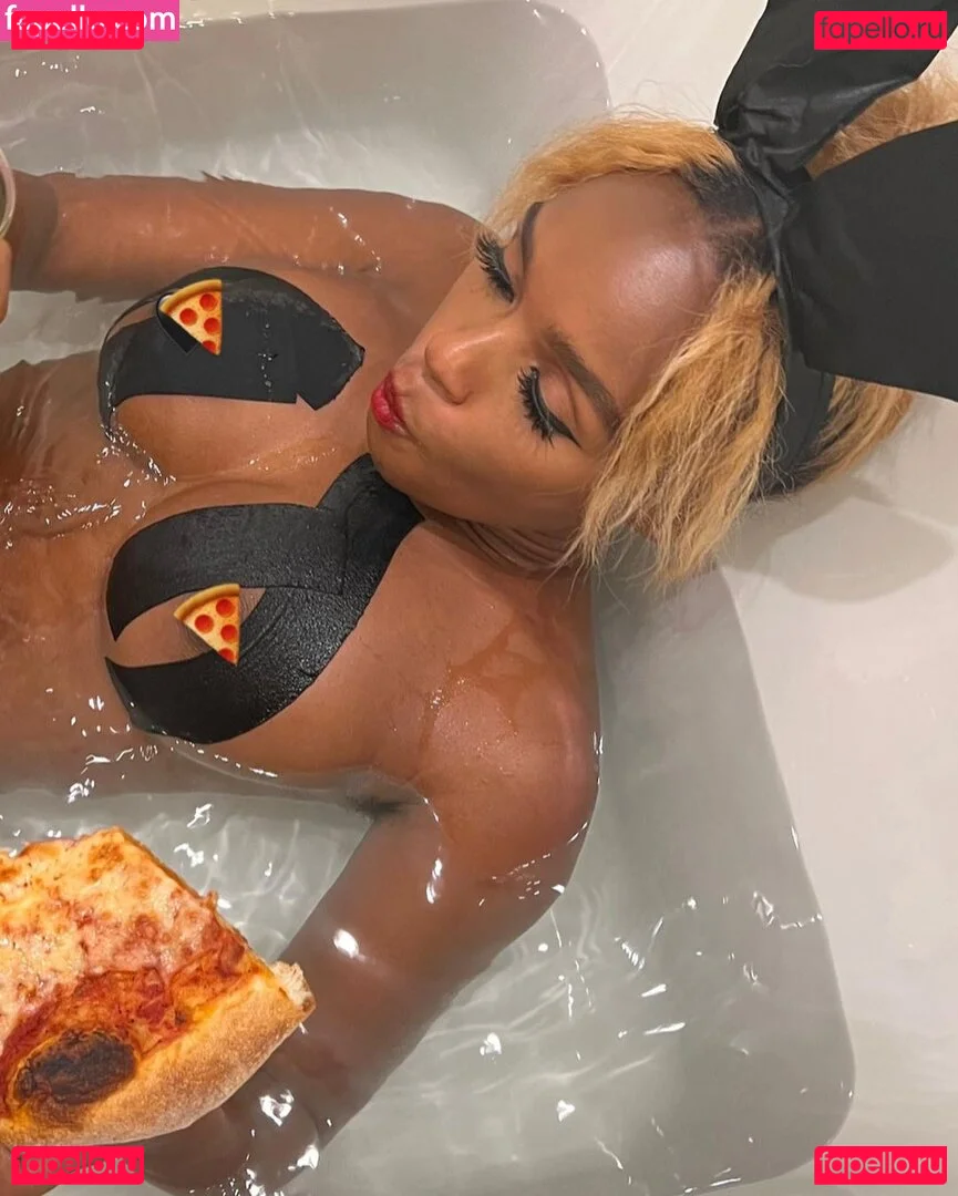 Janelle Monae Onlyfans Photo Gallery 