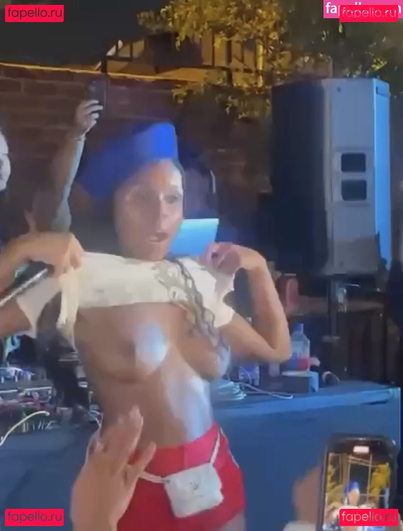 Janelle Monae Onlyfans Photo Gallery 