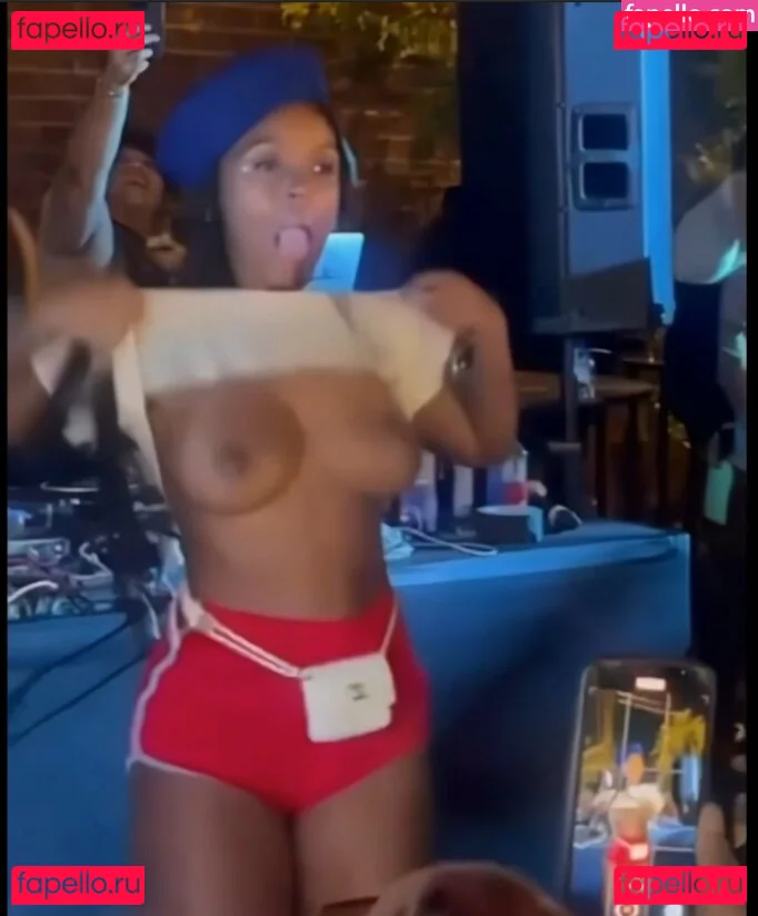 Janelle Monae Onlyfans Photo Gallery 