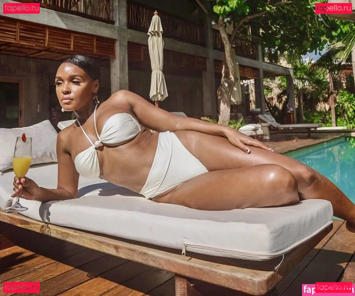 Janelle Monae Onlyfans Photo Gallery 