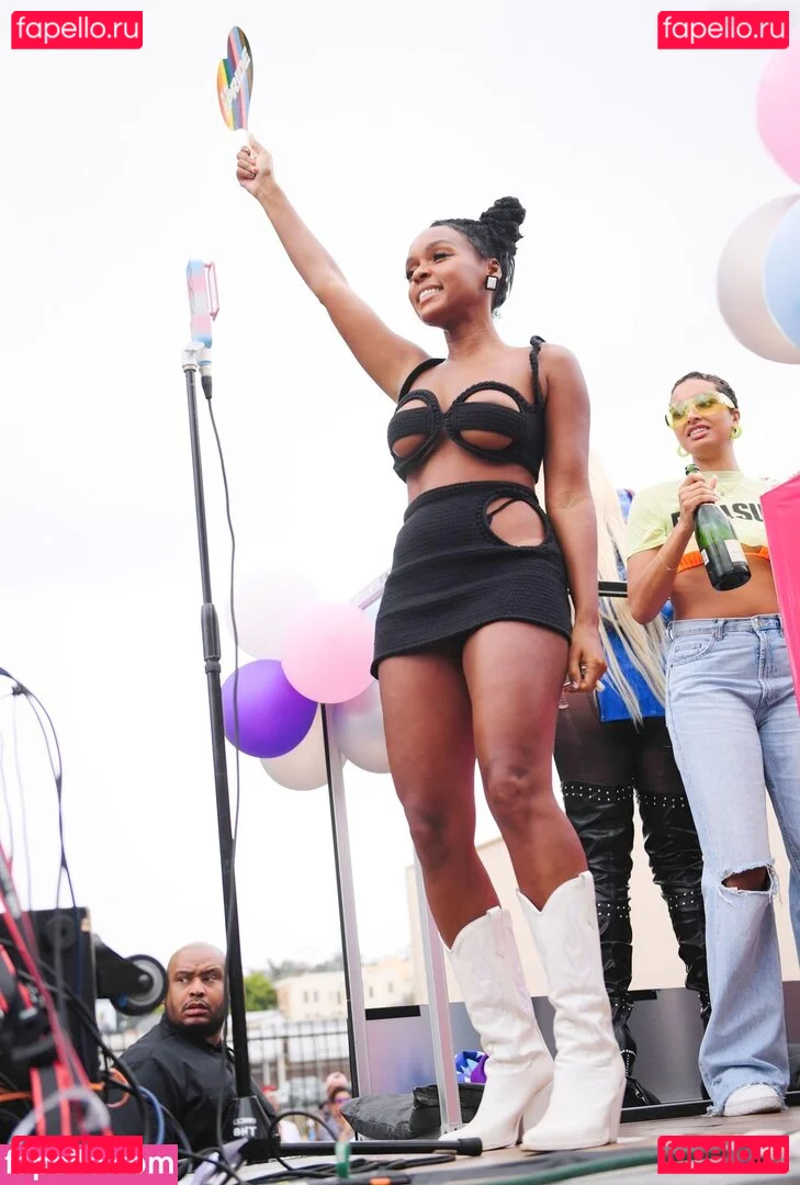 Janelle Monae Onlyfans Photo Gallery 