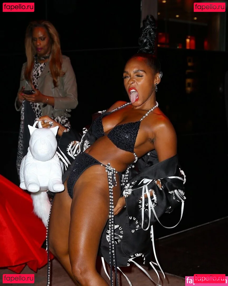 Janelle Monae Onlyfans Photo Gallery 