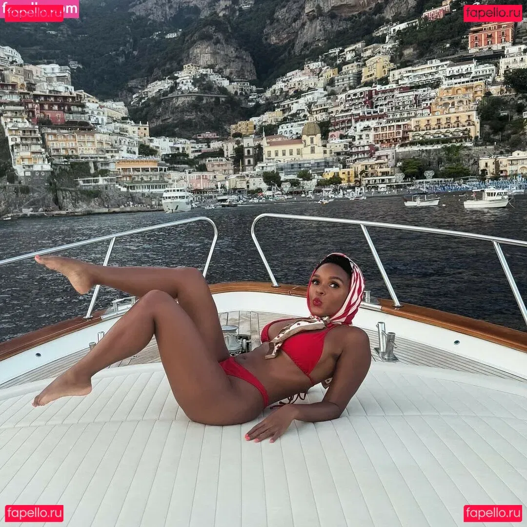 Janelle Monae Onlyfans Photo Gallery 