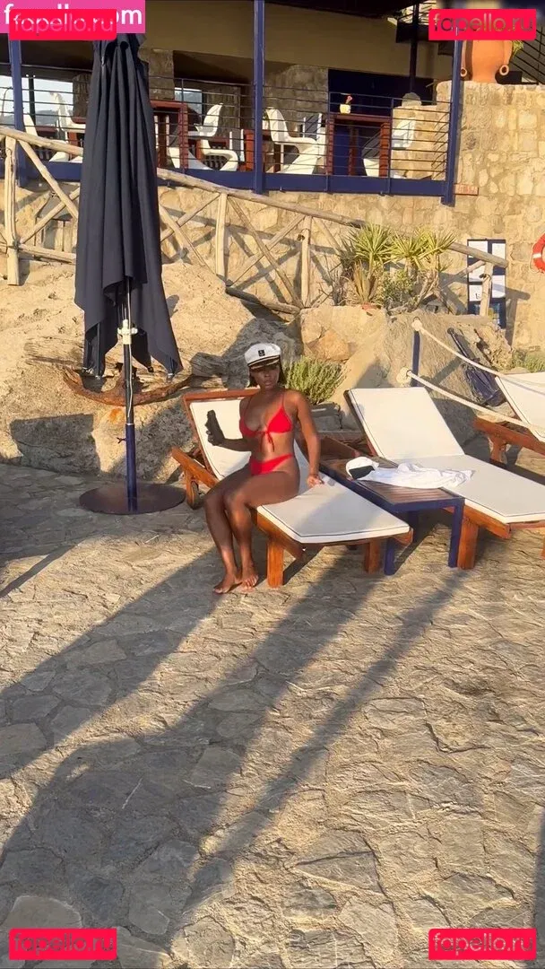 Janelle Monae Onlyfans Photo Gallery 