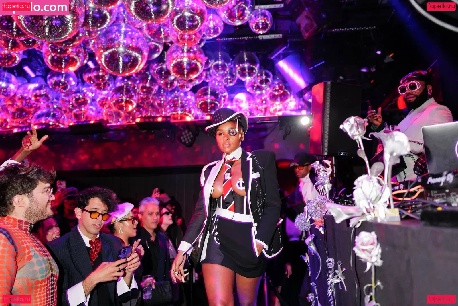 Janelle Monae Onlyfans Photo Gallery 