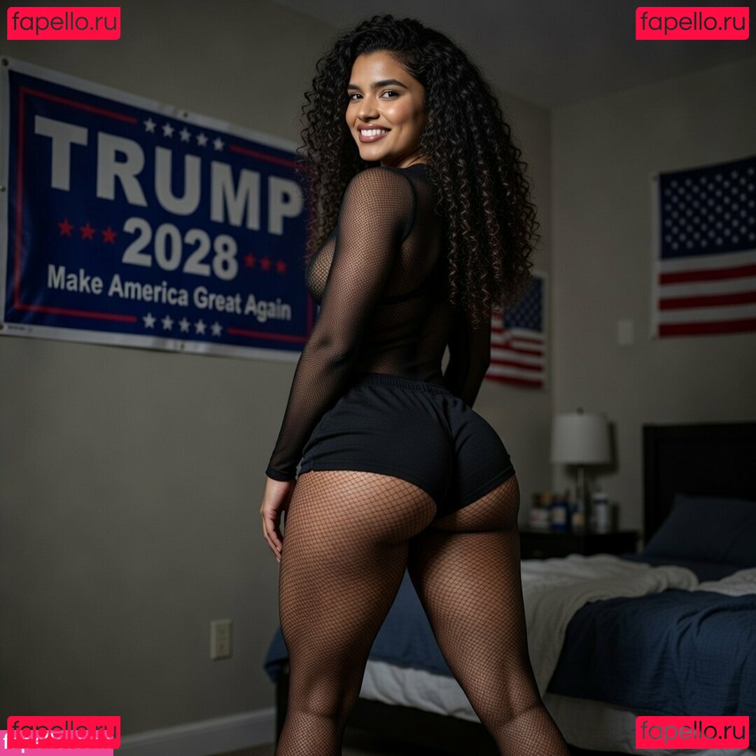 Caroline Santos Nude Onlyfans Photo 3