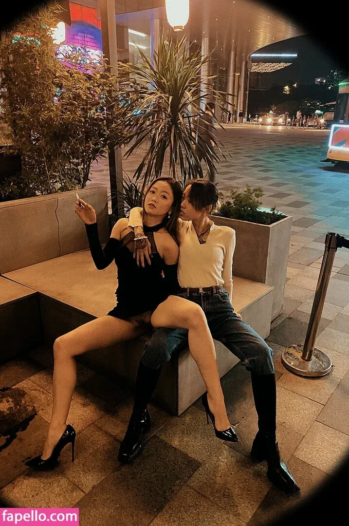 ulanda Onlyfans Photo Gallery 