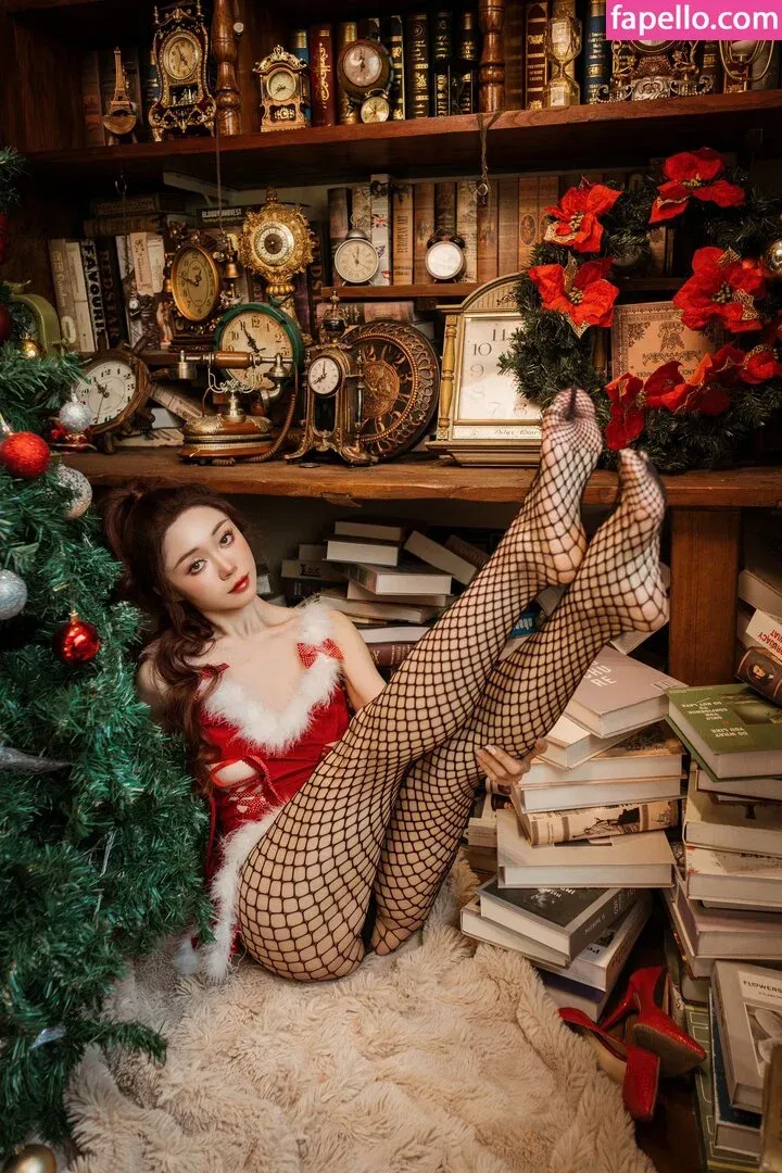 ulanda Onlyfans Photo Gallery 