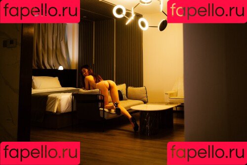 ulanda Nude Onlyfans Photo 373